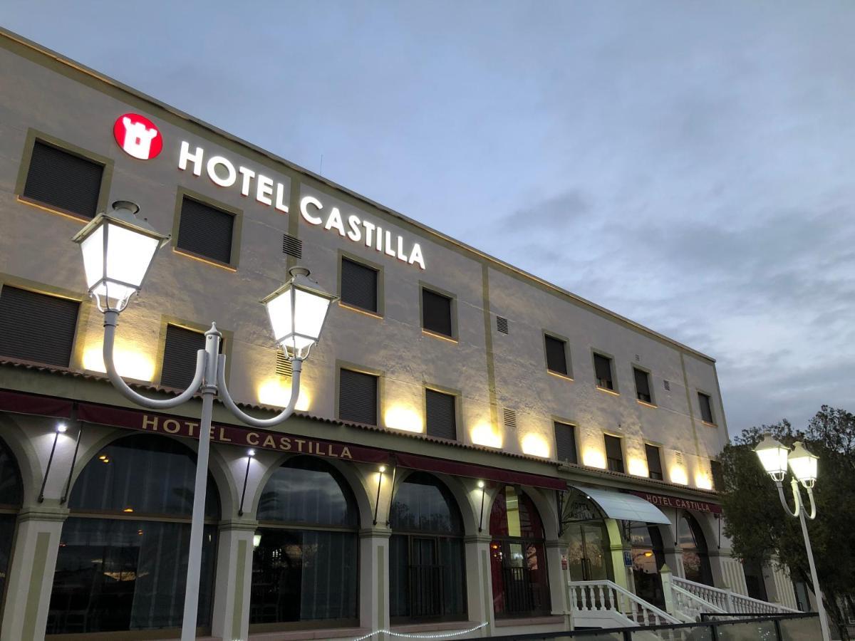 Hospedium Hotel Castilla Torrijos Bagian luar foto