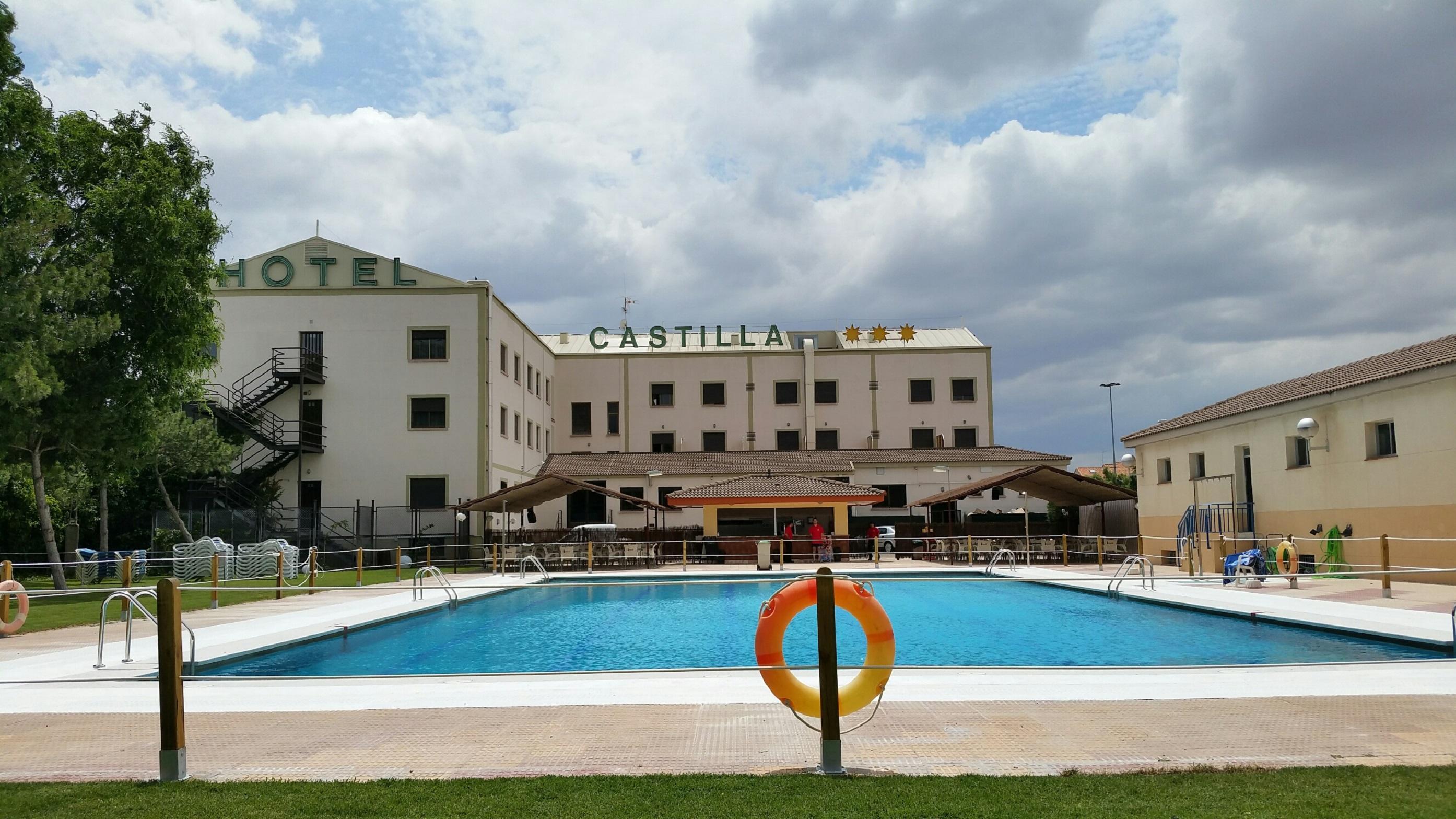 Hospedium Hotel Castilla Torrijos Bagian luar foto