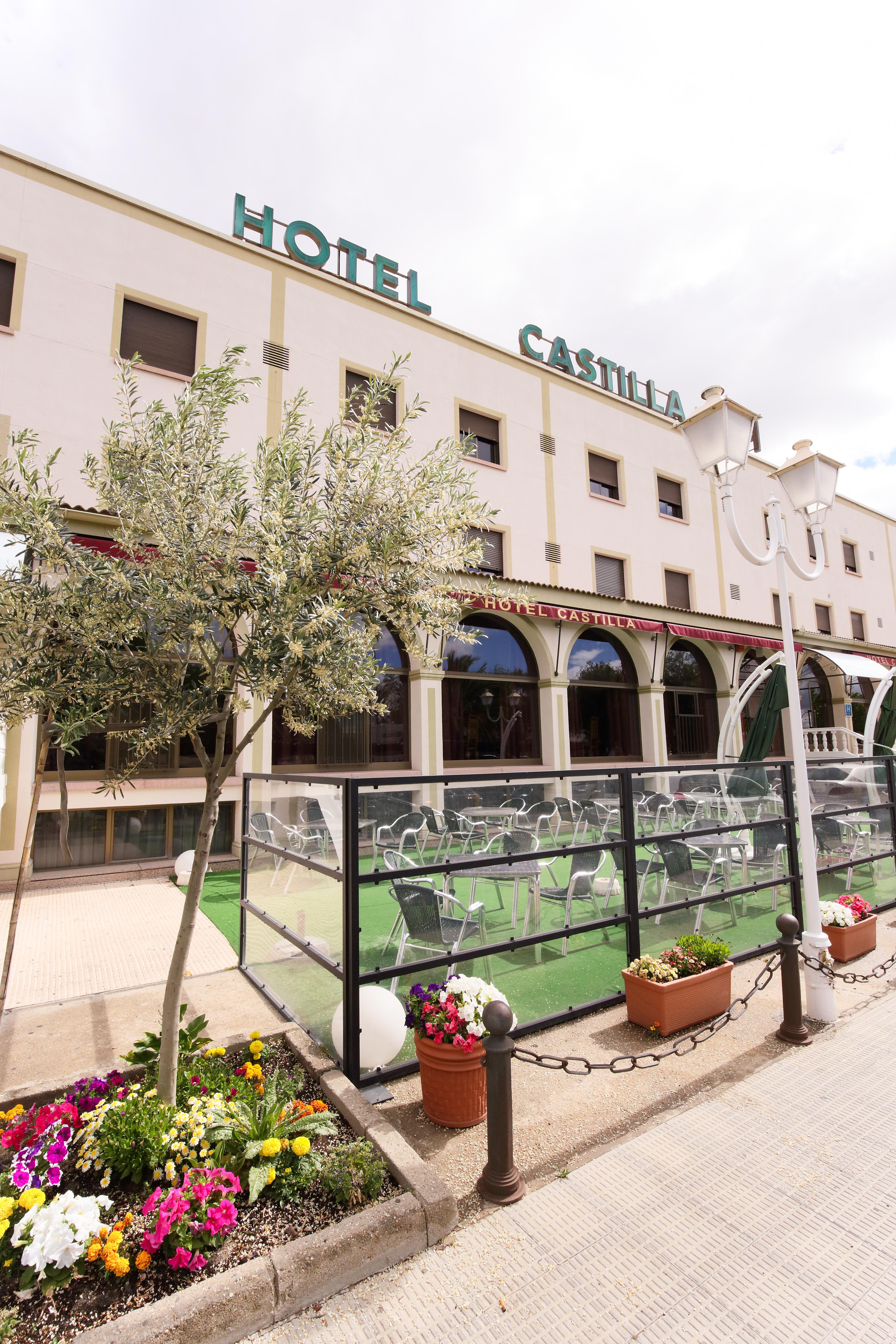 Hospedium Hotel Castilla Torrijos Bagian luar foto